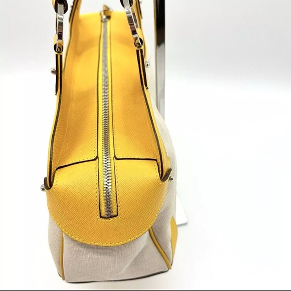 Salvatore Ferragamo Yellow and Cream Shoulder Bag - Picture 12 of 16